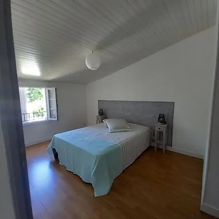 Grand Duplex T3 Proche La Rochelle
